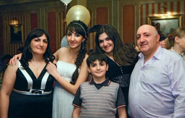 Артуш Касемян и его семья